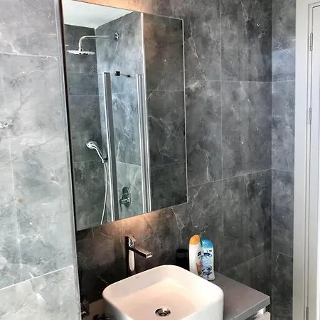 Luxury Flat, Amazing View. Gym & Parking * Istanbul