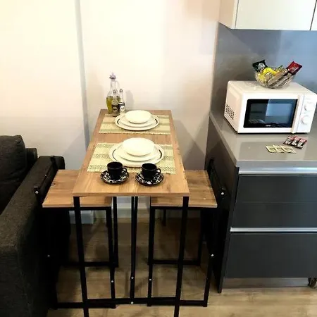 Luxury Flat, Amazing View. Gym & Parking * Istanboel