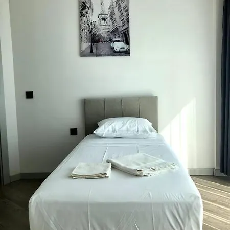Luxury Flat, Amazing View. Gym & Parking *